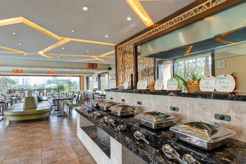Hotel Aakar Lords Inn