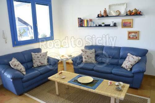 Casa Azzurra - Road To Sicily