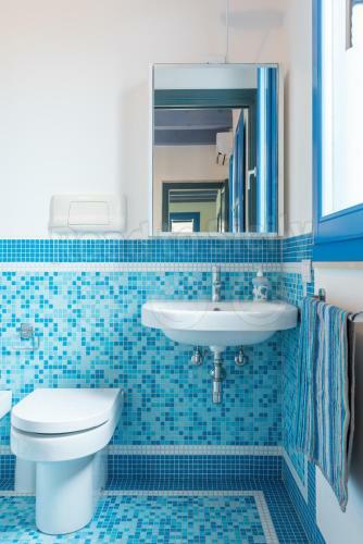 Casa Azzurra - Road To Sicily