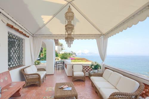 Amore Rentals - Villa Ortensia
