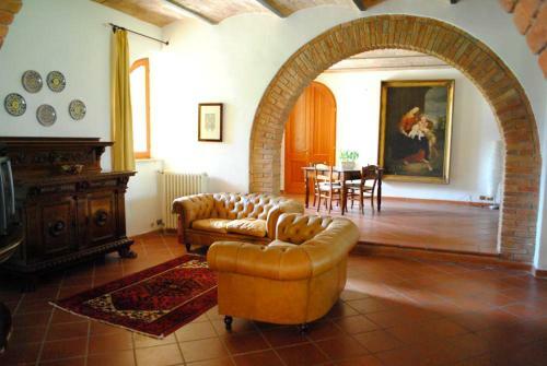 Vescovado Villa Sleeps 22 Pool Wifi