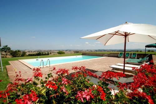 Vescovado Villa Sleeps 22 Pool Wifi