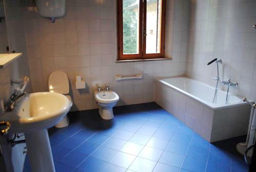 Vescovado Villa Sleeps 22 Pool Wifi