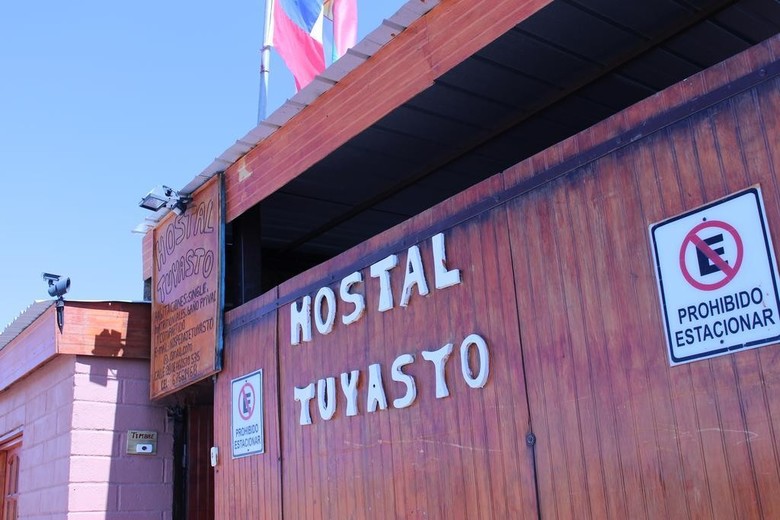 Hostal Tuyasto