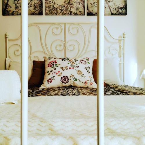 Hostal Dafni - Shabby Chic Guesthouse