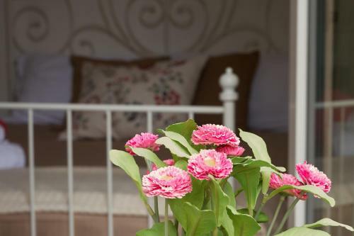 Hostal Dafni - Shabby Chic Guesthouse