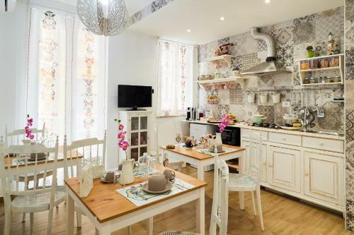 Hostal Dafni - Shabby Chic Guesthouse