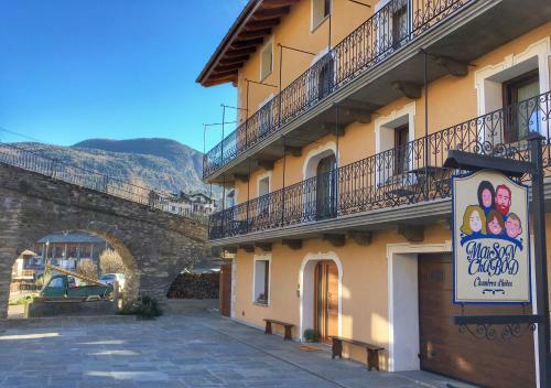 Hostal Maison Chabod