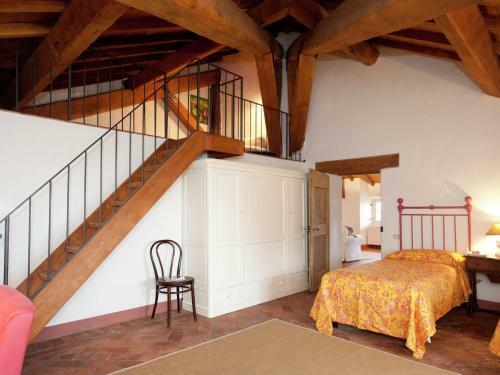 Luxurious Apartment With Garden In Rocca Grimalda