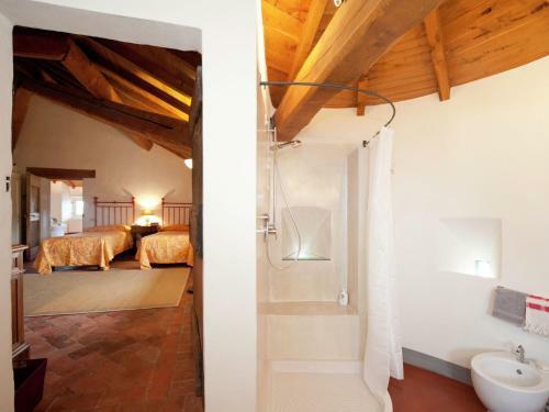 Luxurious Apartment With Garden In Rocca Grimalda