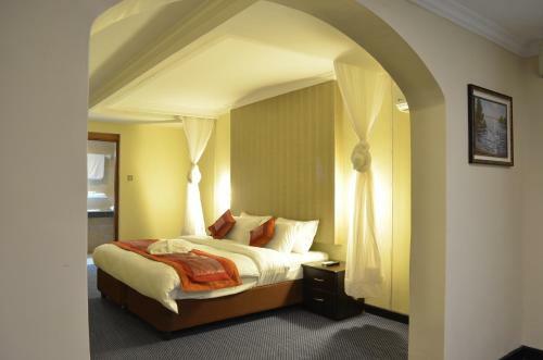 Grand Royal Swiss Hotel
