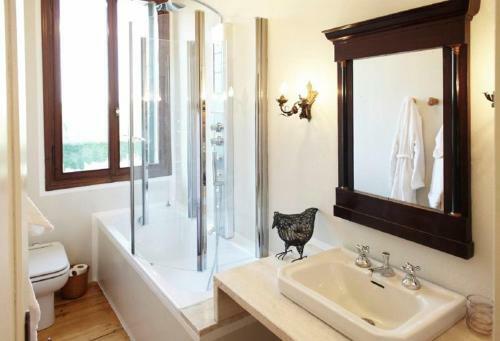 Bastia Villa Sleeps 11