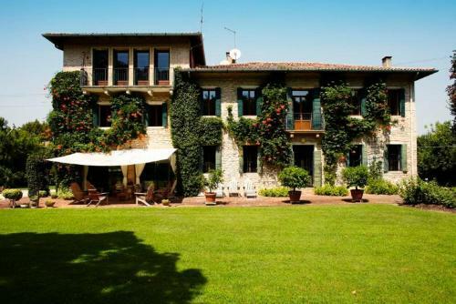 Bastia Villa Sleeps 11