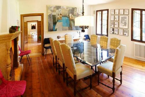 Bastia Villa Sleeps 11