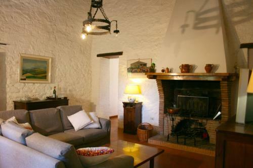Rocca Ripesena Villa Sleeps 10 Pool Wifi