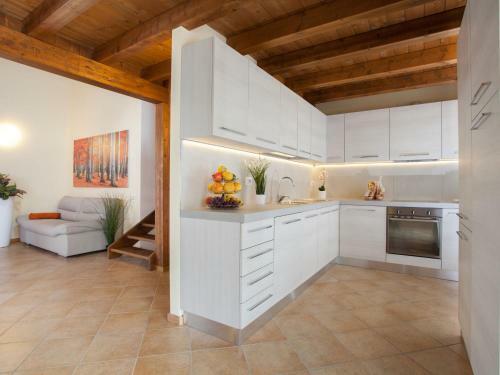 Beautiful Home In San Severino Marche With Pool