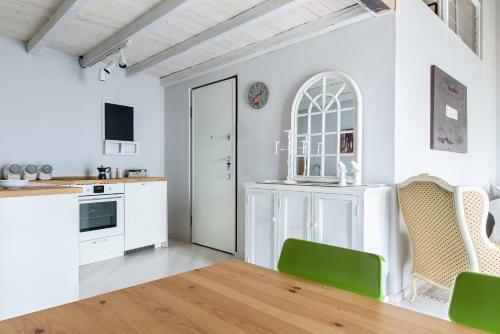 Apartamento Charme And Lake View - Bymyhomeincomo