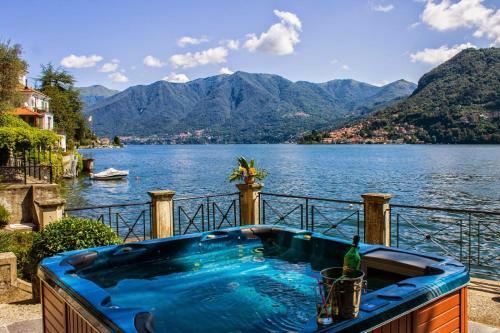 Moltrasio Villa Sleeps 17 Pool Air Con Wifi