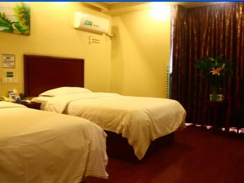 Greentree Inn Anhui Hefei Lujiang Yulongwan Express Hotel