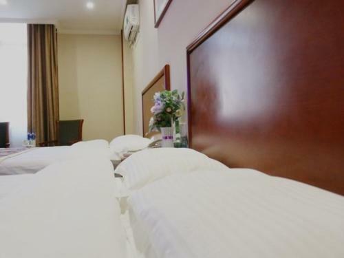 Greentree Inn Anhui Hefei Lujiang Yulongwan Express Hotel