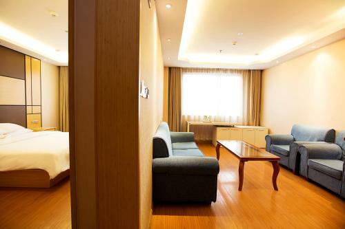 Hotel Hanting Express Nanyang Xixia County
