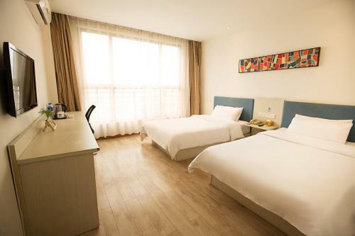 Hotel Hanting Express Nanyang Xixia County