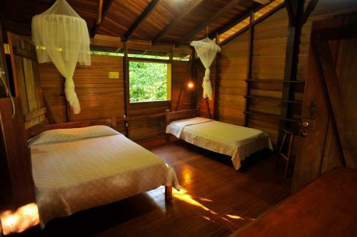 Suital Lodge