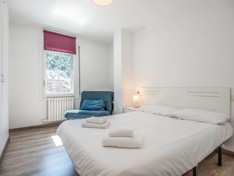 Can Pep Apartments - Near Soldeu Ski Resort