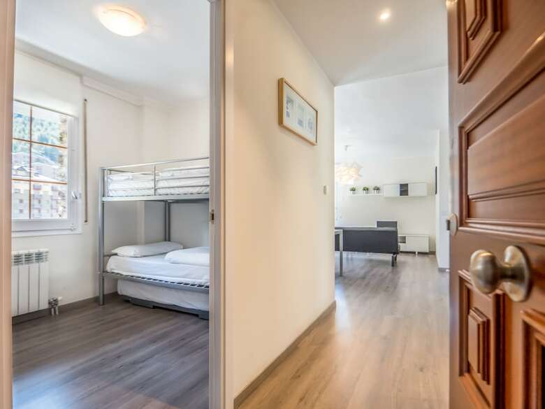 Can Pep Apartments - Near Soldeu Ski Resort