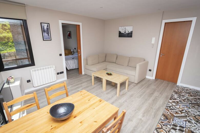 Apartamentos La Devesa - Near Soldeu Ski Resort