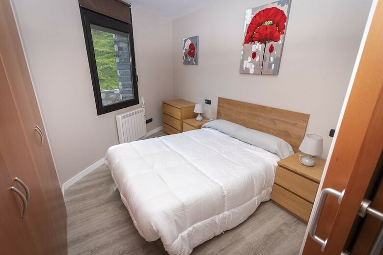 Apartamentos La Devesa - Near Soldeu Ski Resort