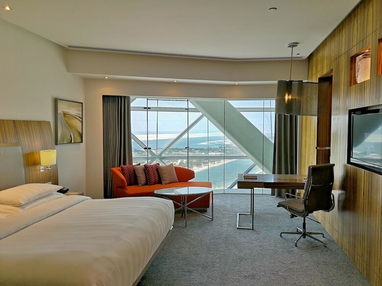 Hotel Andaz Capital Gate Abu Dhabi ? A Concept By Hyatt