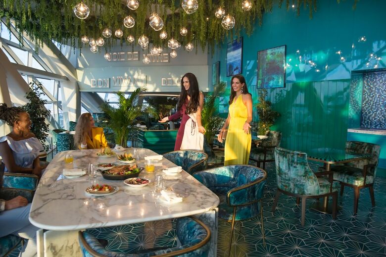 Hotel Andaz Capital Gate Abu Dhabi ? A Concept By Hyatt