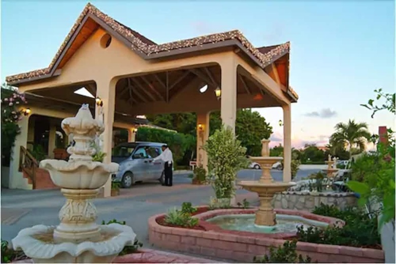 Paradise Cove Resort