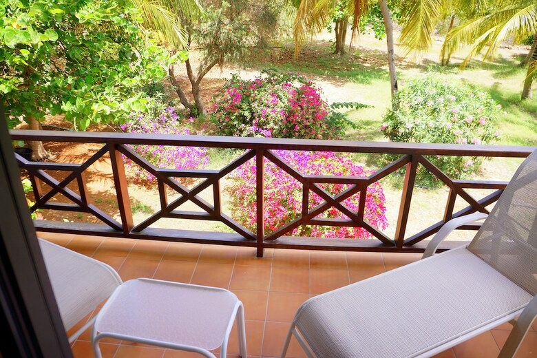 Paradise Cove Resort