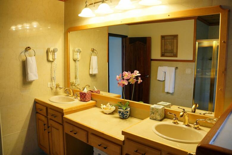 Paradise Cove Resort