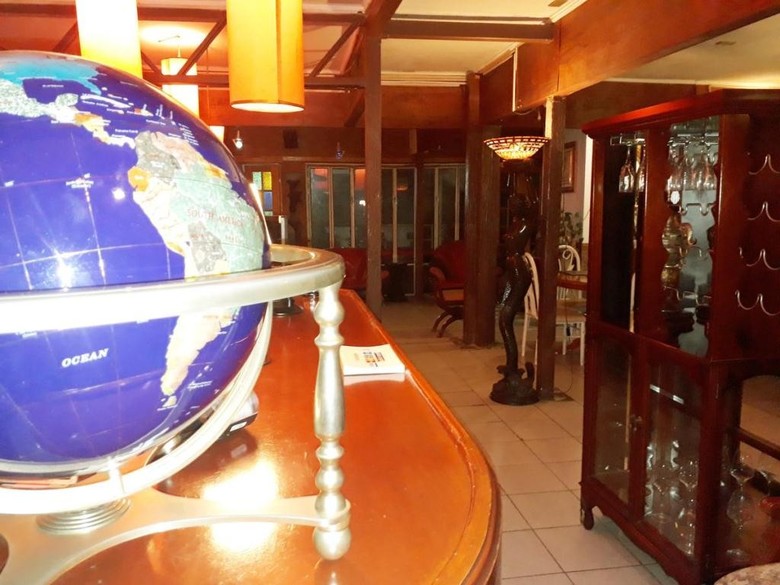 Nubes Hotel
