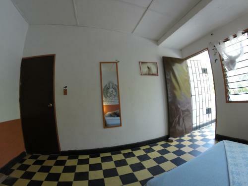 Hostal Mango Bed And Breakfast