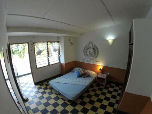 Hostal Mango Bed And Breakfast