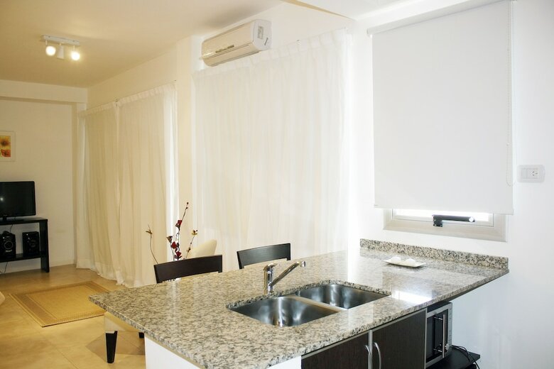 Apartamentos Arenales Suites