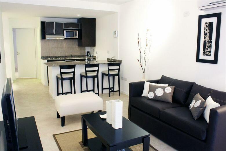 Apartamentos Arenales Suites