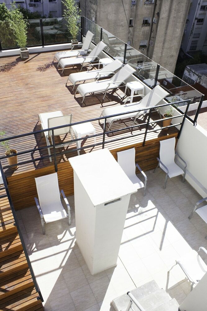 Apartamentos Arenales Suites
