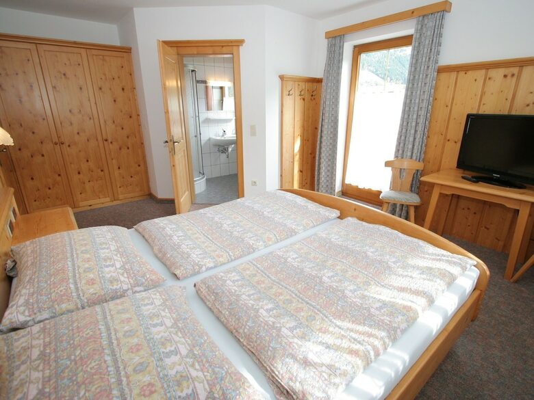 Sunlit Apartment Near Ski Area In Schladming