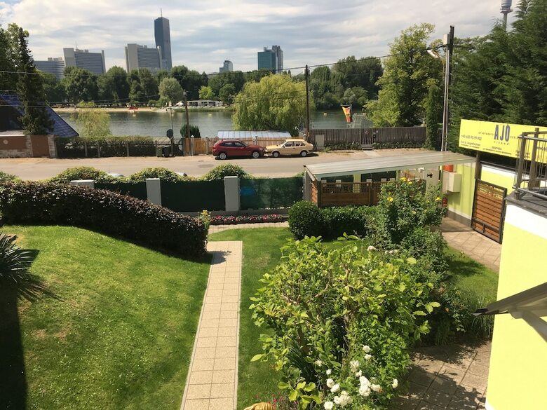 Apartamentos Ajo Vienna Garden - Contactless Check-in