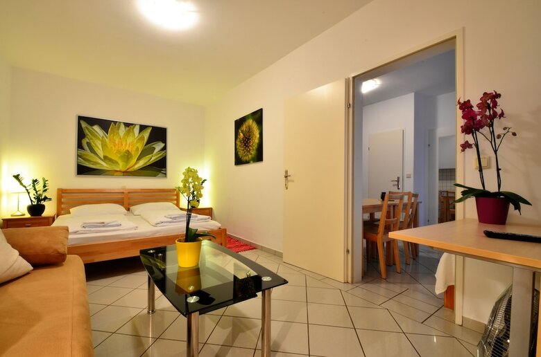 Apartamentos Ajo Vienna Garden - Contactless Check-in