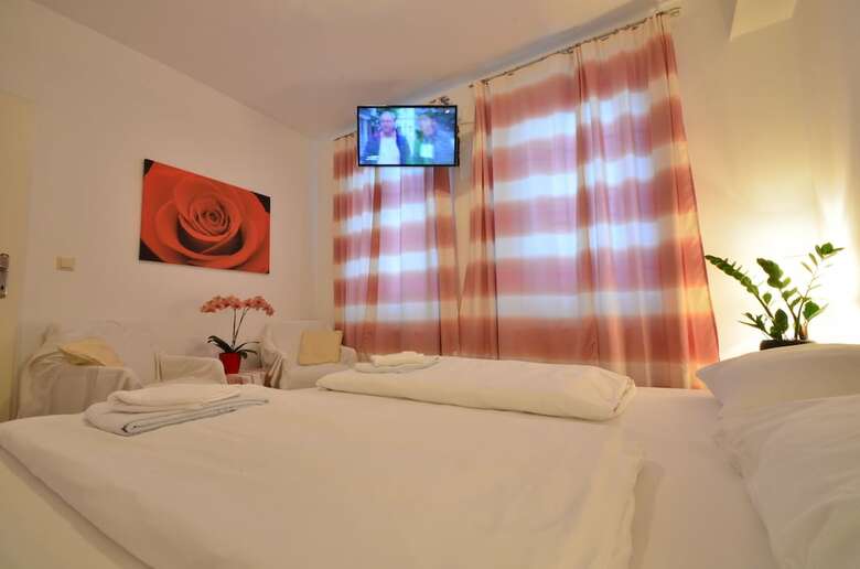 Apartamentos Ajo Vienna Garden - Contactless Check-in