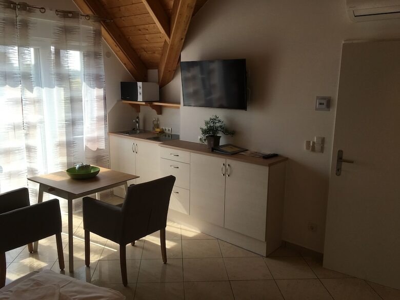 Apartamentos Ajo Vienna Garden - Contactless Check-in