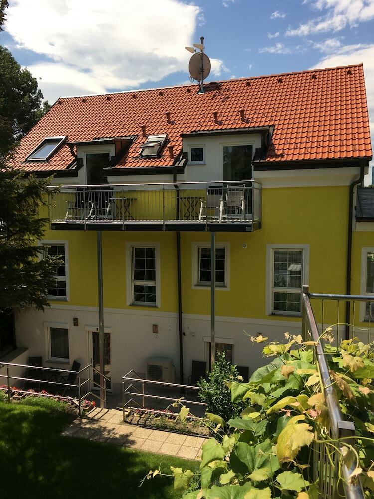 Apartamentos Ajo Vienna Garden - Contactless Check-in