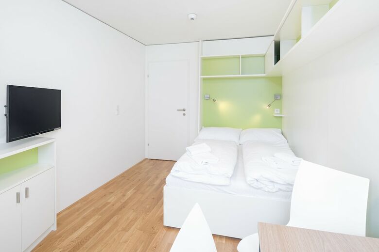 Mynext - Hotel Leo