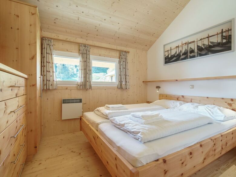 Luxurious Chalet In Sankt Georgen Ob Murau With Jacuzzi